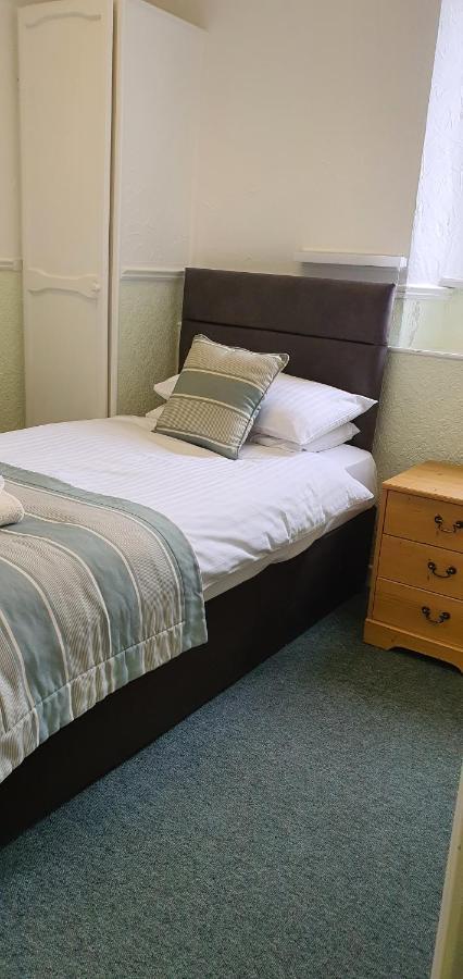 Corbiere Guest House Weston-super-Mare Bagian luar foto
