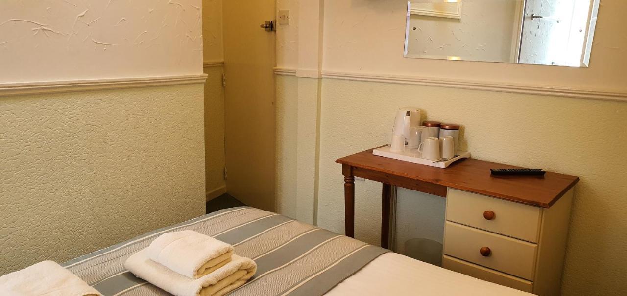 Corbiere Guest House Weston-super-Mare Bagian luar foto