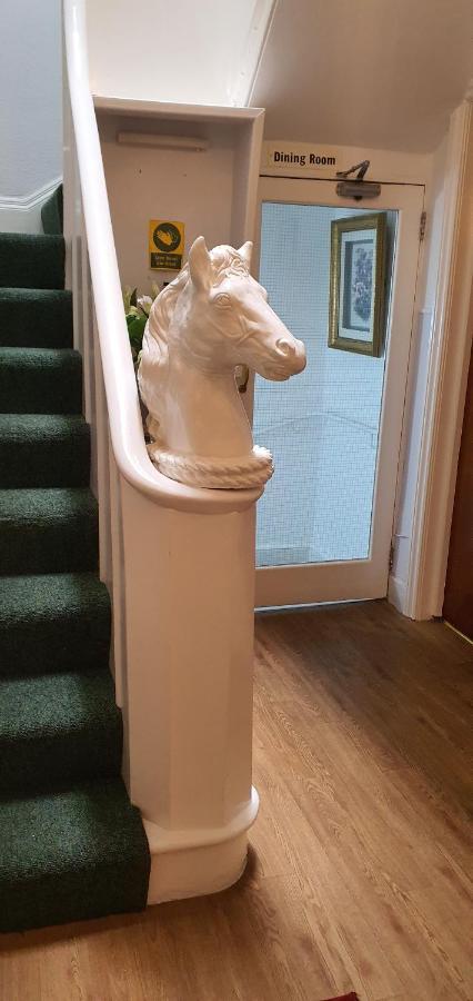 Corbiere Guest House Weston-super-Mare Bagian luar foto